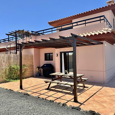Villa Majanicho Con Piscina Lajares Exterior photo